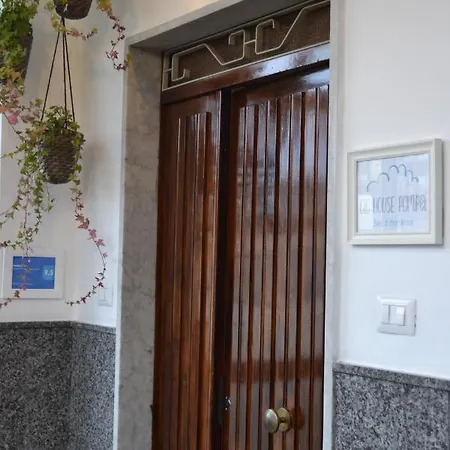 Gio House *