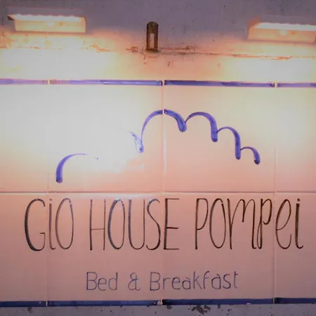 Gio House 3*