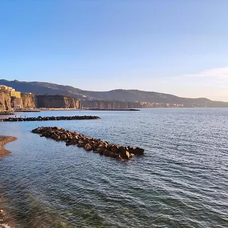 Gio House Bed and Breakfast Πομπηία