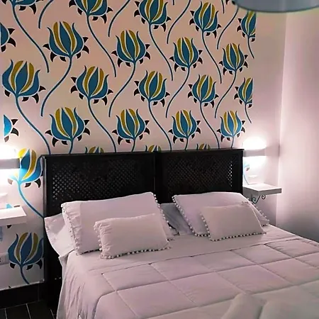 Gio House Couette-café 3*